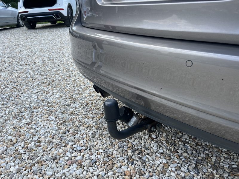 VOLKSWAGEN GOLF 2010