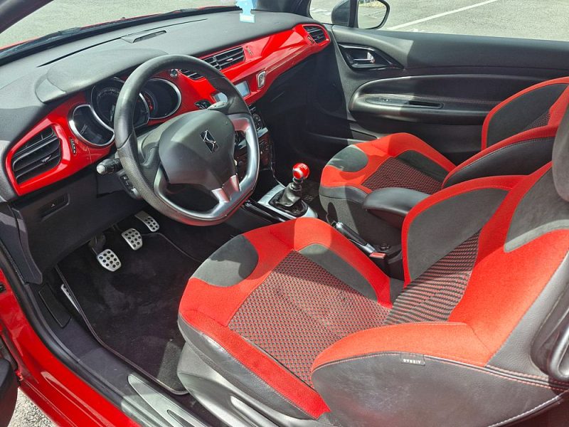CITROEN DS3 2012