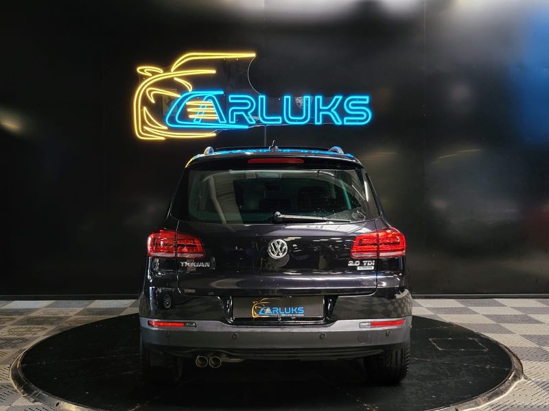 VOLKSWAGEN TIGUAN 2.0 TDI BlueMotion 110CV SERIE SPECIALE MATCH / TOIT OUVANT + CAMERA DE RECUL /