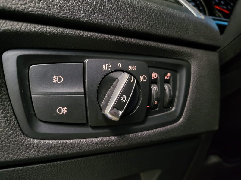 BMW SERIE 1 116i 109cv PACK M / ENTRETIEN COMPLET / RADAR AV+AR DE RECUL / FULL LED / DRIVE SELECT /