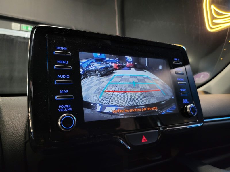 TOYOTA YARIS 1.5 VVT-i 116cv DESIGN / SUIVI TOYOTA / CARPLAY / CAMERA DE RECUL / REGULATEUR ADAPTATI