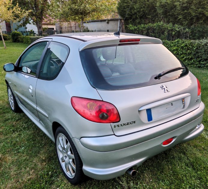 PEUGEOT 206 1.6 16v QUICKSILVER