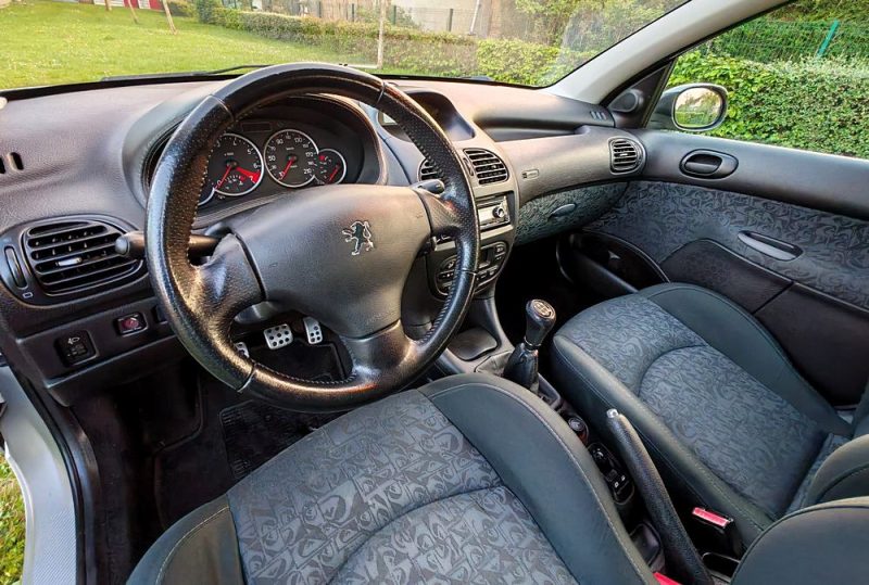 PEUGEOT 206 1.6 16v QUICKSILVER