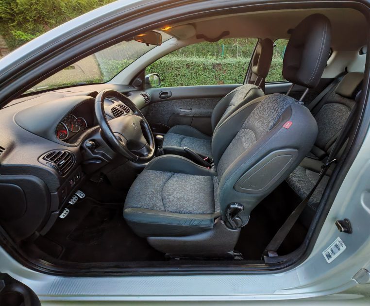 PEUGEOT 206 1.6 16v QUICKSILVER