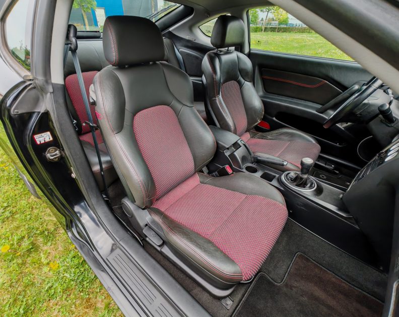 HYUNDAI COUPé 2.0 GLS