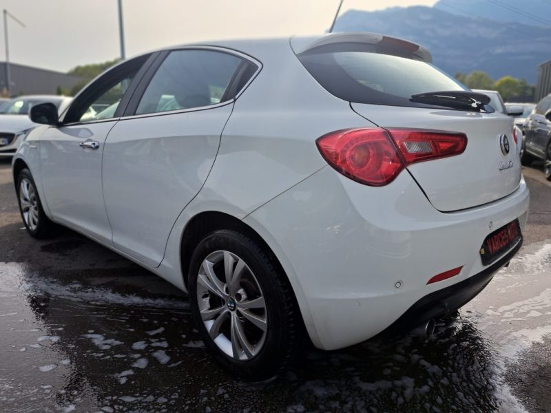 ALFA ROMEO GIULIETTA 2.0 JTDM 150 CV DISTINCTIVE BVM6 ECRAN