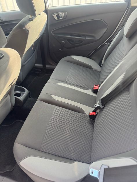 FORD FIESTA 1.0i Edition