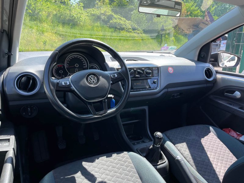 MAGNIFIQUE VOLKSWAGEN UP