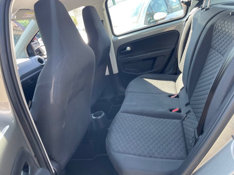 MAGNIFIQUE VOLKSWAGEN UP