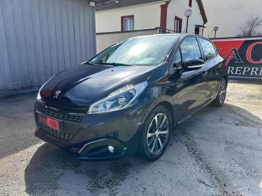 PEUGEOT 208 2017