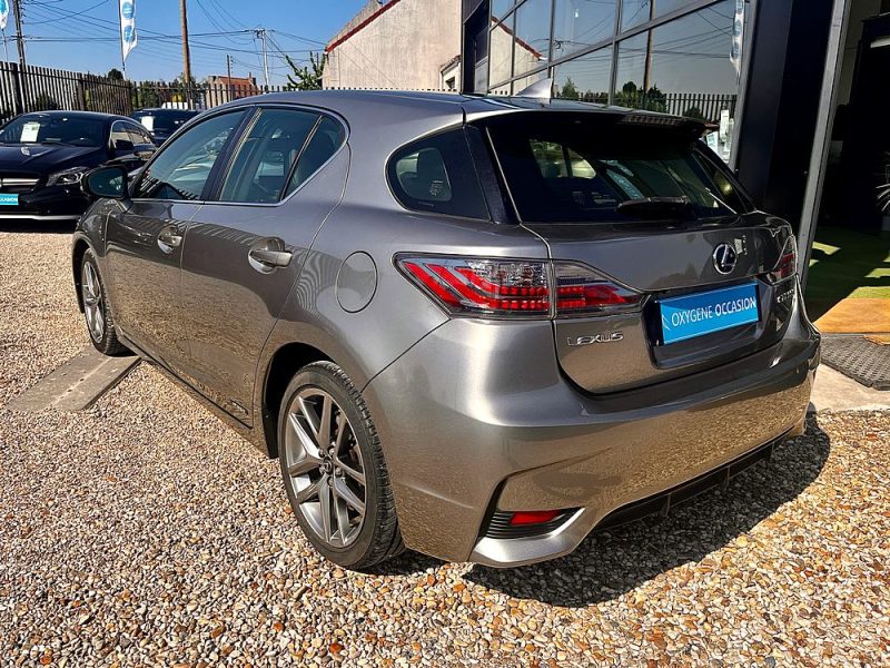 LEXUS CT200H 136ch Design Edition 05/2015