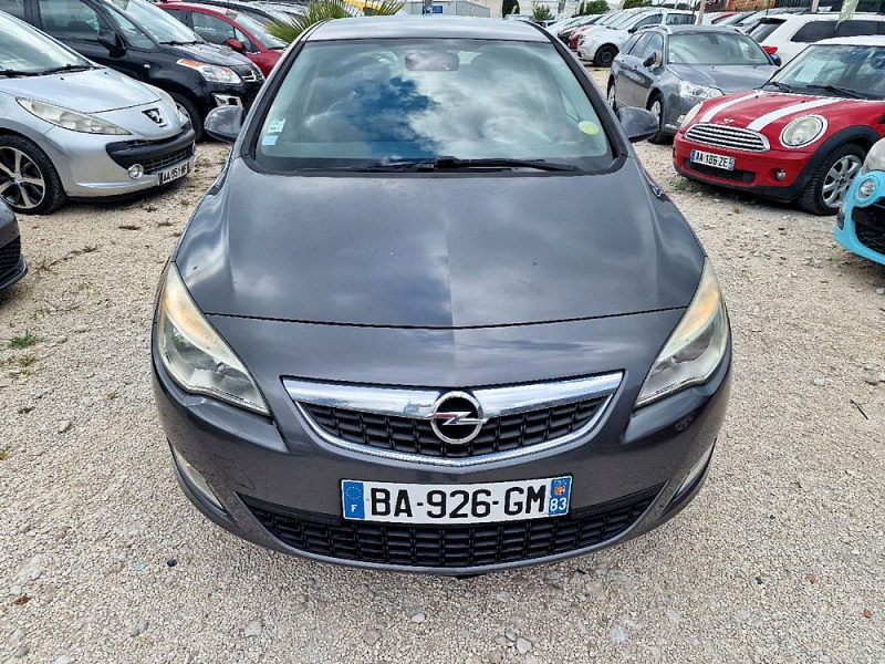 OPEL ASTRA j 2010