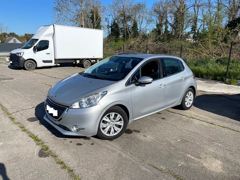 PEUGEOT 208 1.6 EHDI 92CH BLUE LION BUSINESS PACK