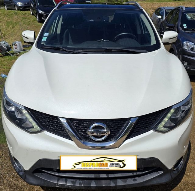 NISSAN QASHQAI 2015