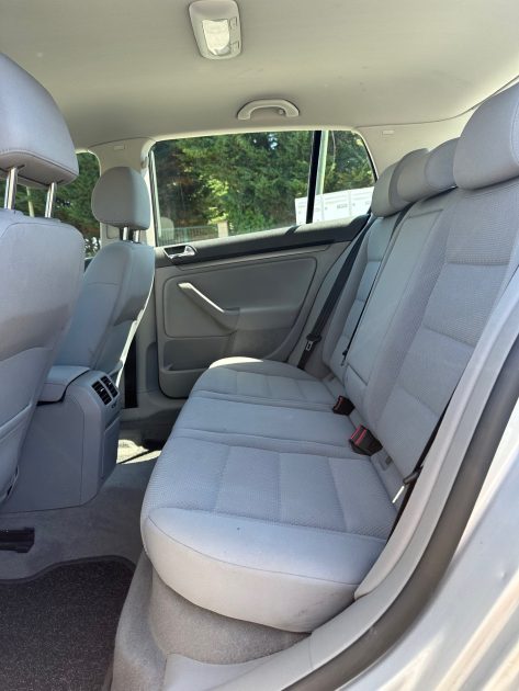 VOLKSWAGEN GOLF 5 2004