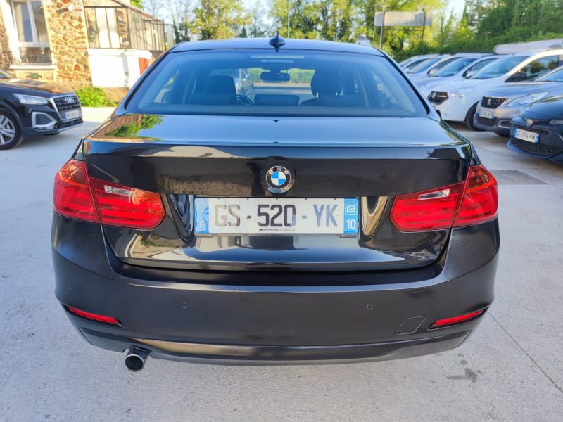 BMW Série 3 320 D A X-Drive 184ch Luxury MOTUR A CHAINE