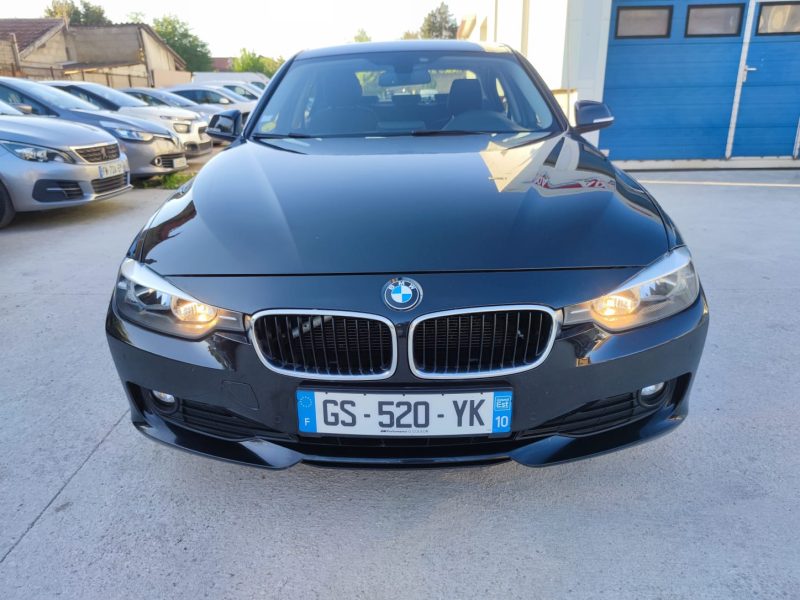 BMW Série 3 320 D A X-Drive 184ch Luxury MOTUR A CHAINE