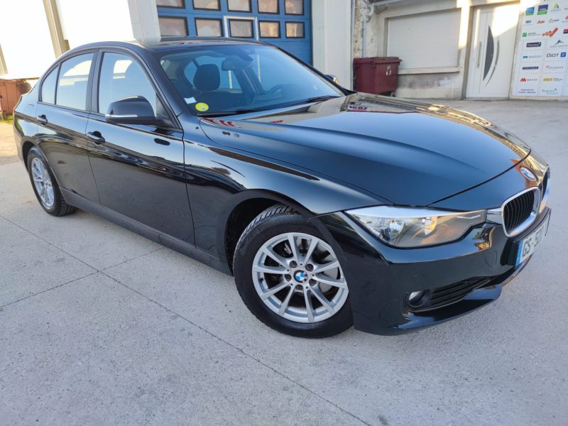 BMW Série 3 320 D A X-Drive 184ch Luxury MOTUR A CHAINE