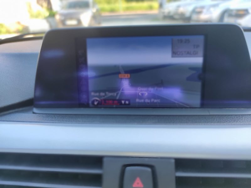 BMW Série 3 320 D A X-Drive 184ch Luxury MOTUR A CHAINE