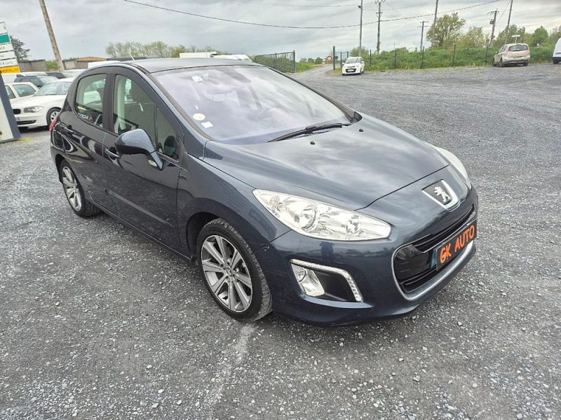 PEUGEOT 308 e-hdi 112cv allure 2011 125675 km 