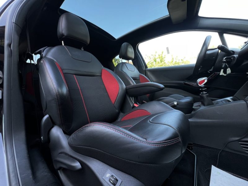 PEUGEOT 208 GTI PHASE 2 1.6 THP 208 APPLE CARPLAY & ANDROID CAMERA RECUL TOIT PANO - GARANTIE 1 AN