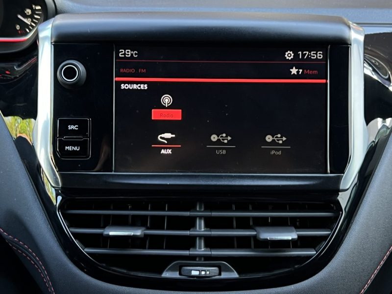 PEUGEOT 208 GTI PHASE 2 1.6 THP 208 APPLE CARPLAY & ANDROID CAMERA RECUL TOIT PANO - GARANTIE 1 AN