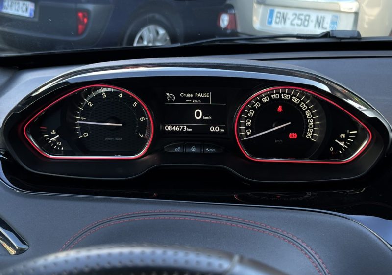 PEUGEOT 208 GTI PHASE 2 1.6 THP 208 APPLE CARPLAY & ANDROID CAMERA RECUL TOIT PANO - GARANTIE 1 AN