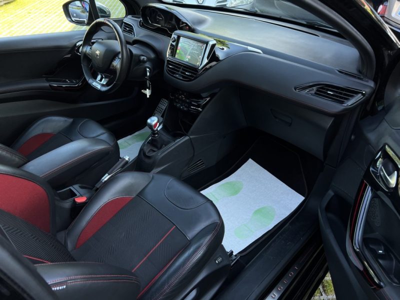 PEUGEOT 208 GTI PHASE 2 1.6 THP 208 APPLE CARPLAY & ANDROID CAMERA RECUL TOIT PANO - GARANTIE 1 AN