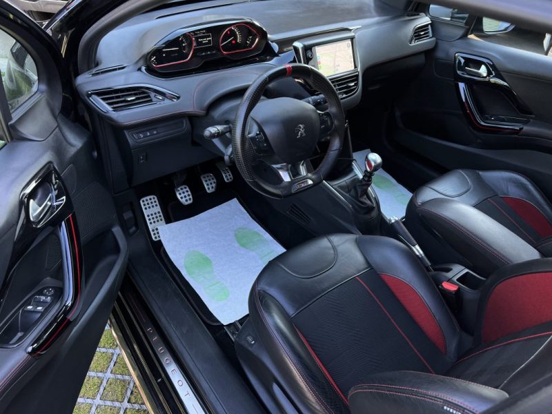 PEUGEOT 208 GTI PHASE 2 1.6 THP 208 APPLE CARPLAY & ANDROID CAMERA RECUL TOIT PANO - GARANTIE 1 AN