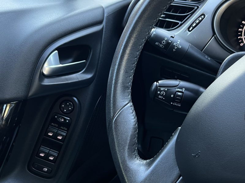 CITROEN C3 II PHASE 2 1.2 82 Cv APPLE CARPLAY REGULATEUR / ECRAN TACTILE CRIT AIR 1 - GARANTIE 1 AN