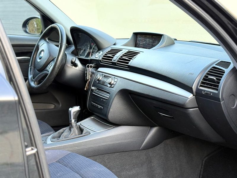 BMW SERIE 1 E87 2009