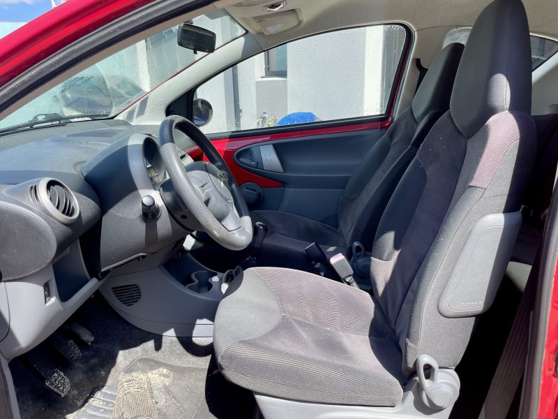 CITROEN C1 1.0 12v 68 ch. idéal jeune permis embrayage neuf