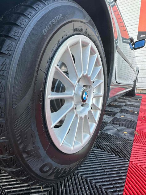 BMW SERIE 3  318i BOITE AUTO 144000KMS GARANTIE 24 MOIS