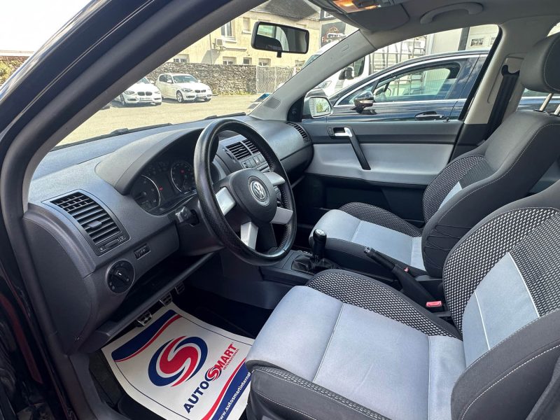 VOLKSWAGEN POLO CROSS TRES PROPRE REVISE GARANTIE 12 MOIS 