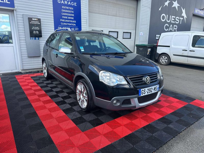 VOLKSWAGEN POLO CROSS TRES PROPRE REVISE GARANTIE 12 MOIS 