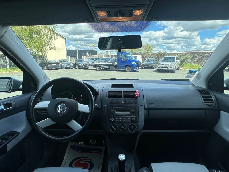 VOLKSWAGEN POLO CROSS TRES PROPRE REVISE GARANTIE 12 MOIS 