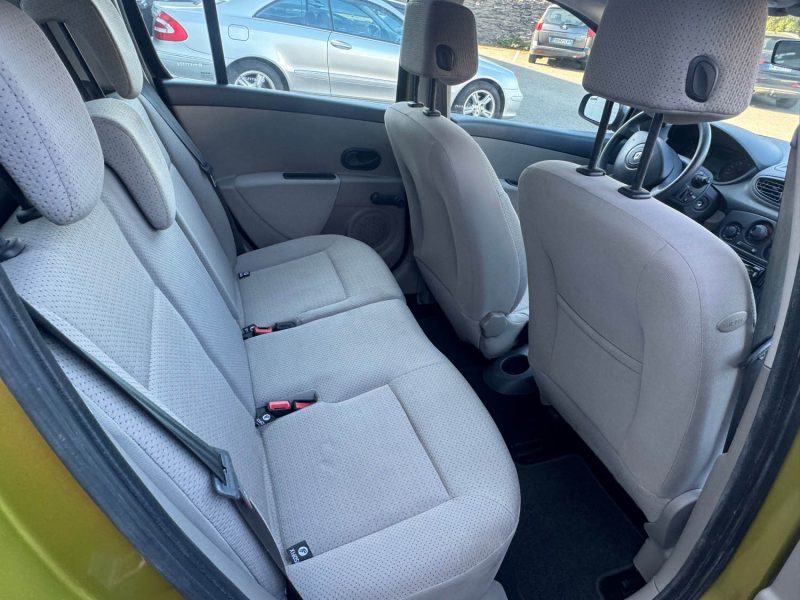 RENAULT CLIO 3 1.4 98cv REVISE GARANTIE 24 MOIS