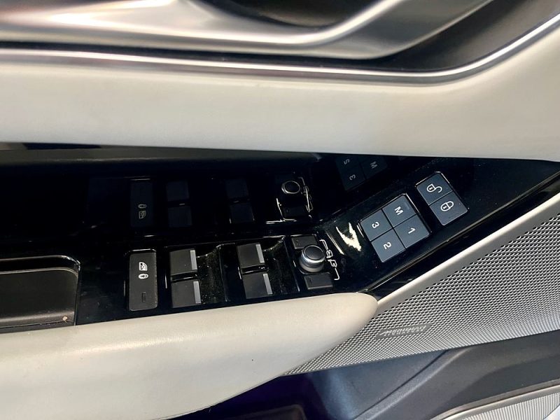 RANGE ROVER Vélar 5.0 V8 550ch SV Autobiographie Dynamic Edition BVA DERIV VP Garantie 6 mois