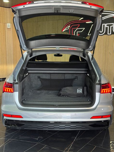 AUDI A6 AVANT 55 TFSI E 2024