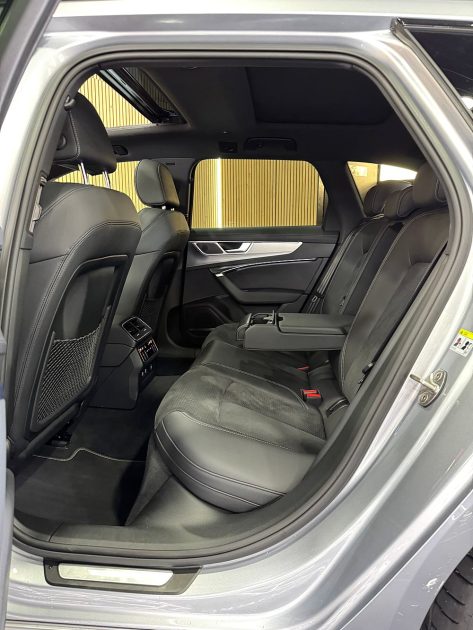 AUDI A6 AVANT 55 TFSI E 2024