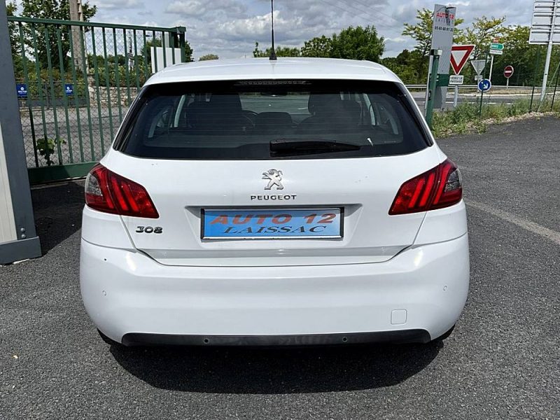 PEUGEOT 308 2017