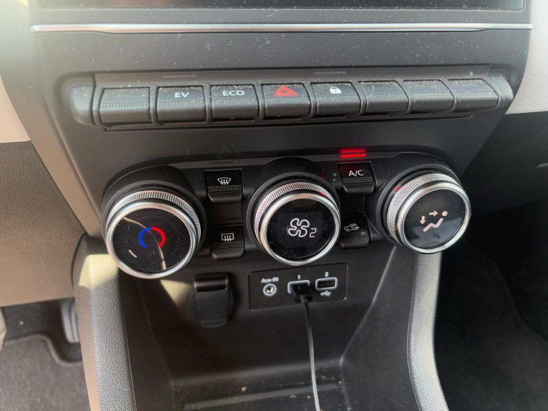 RENAULT CLIO 2023 1.6 SCE 145ch E-TECH - Garantie 6 mois 