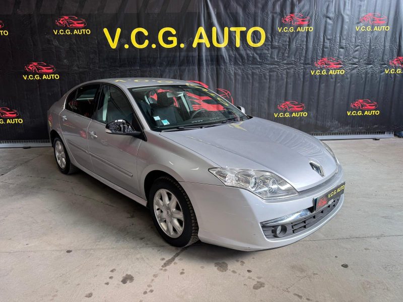 RENAULT LAGUNA 2.0 DCI 130 Carminat 