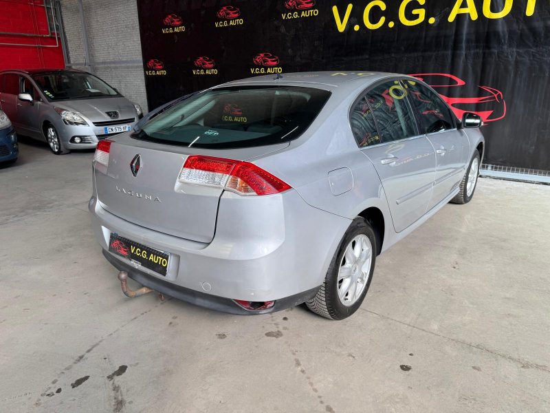 RENAULT LAGUNA 2.0 DCI 130 Carminat 