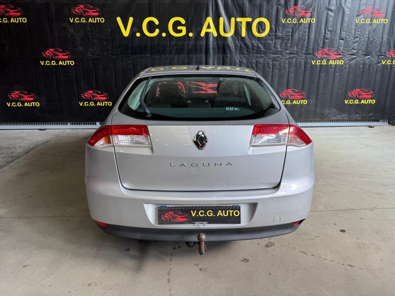 RENAULT LAGUNA 2.0 DCI 130 Carminat 