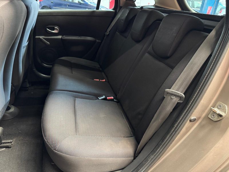 RENAULT CLIO ESTATE 1.2 Tce 100 Dynamique 