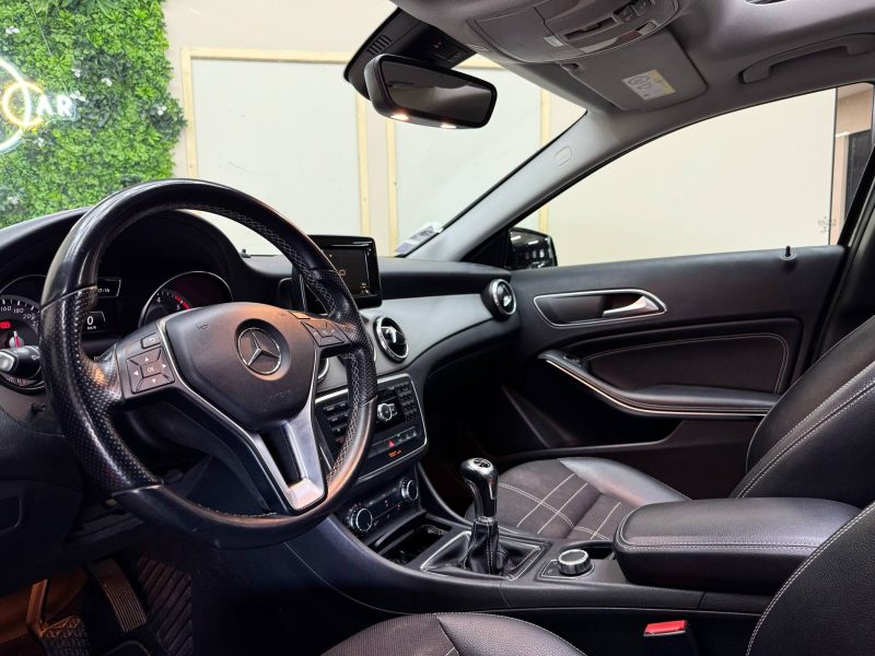 MERCEDES CLASSE GLA