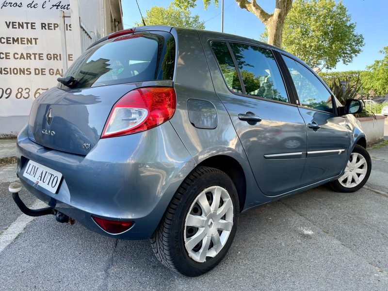 RENAULT CLIO III 2011