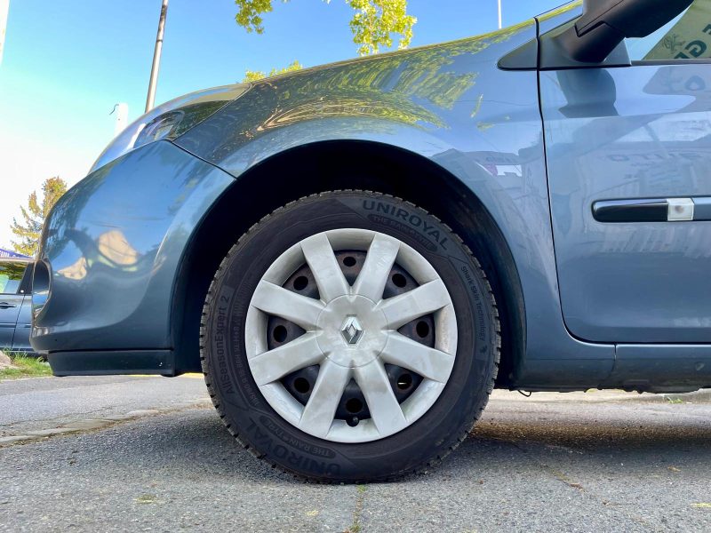 RENAULT CLIO III 2011