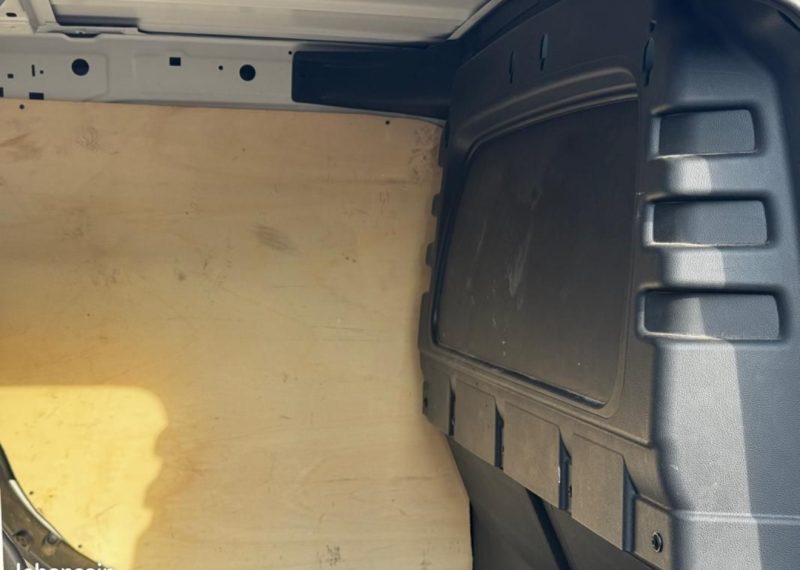 VOLKSWAGEN CADDY 2022